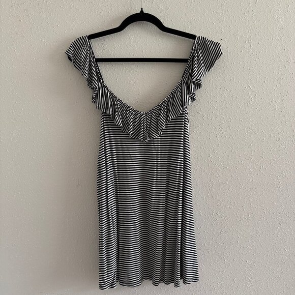 Torrid Super Soft Striped Ruffle Top Size 0 - Picture 1 of 6